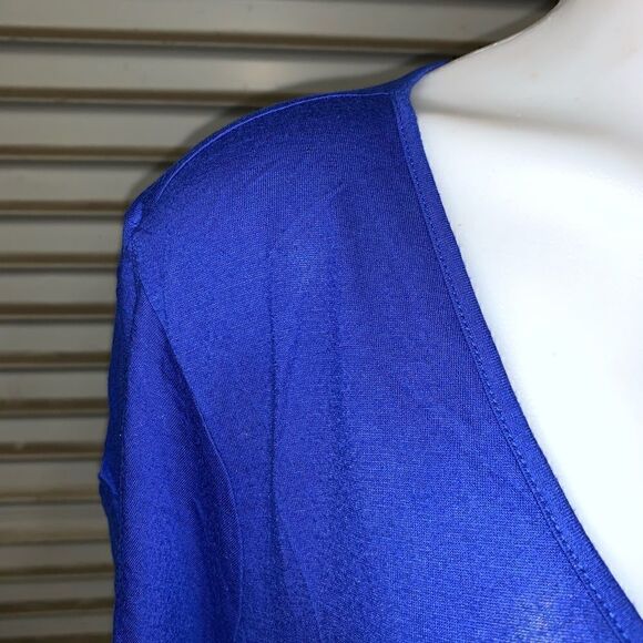 Decree blue plus size V neck short sleeve top - Picture 4 of 7